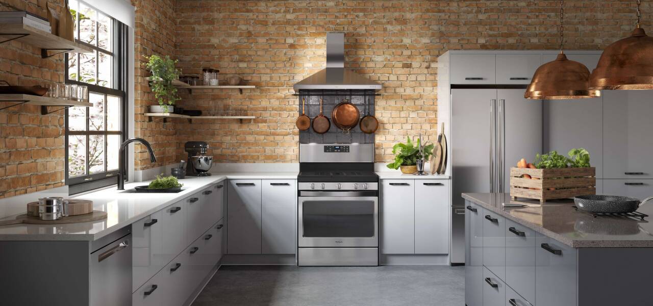 Autograph Kitchen in White and Lava Gloss